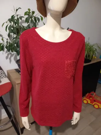 Pull femme bordeau T. 42
