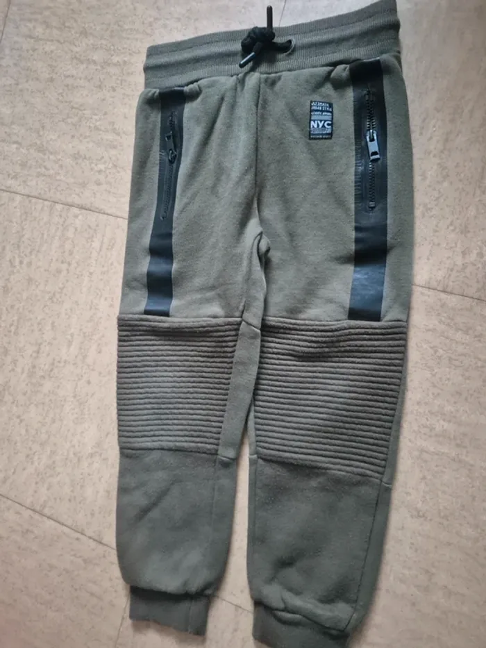 Jogging Primark 3/4 ans