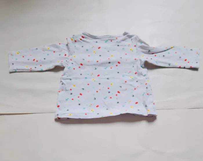 Lot 4 t-shirts manches longues fille 12 mois - photo numéro 3