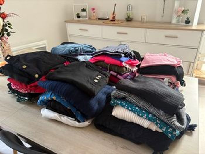 Gros lot d’une 50ene de vêtements femme taille 40 - photo numéro 5