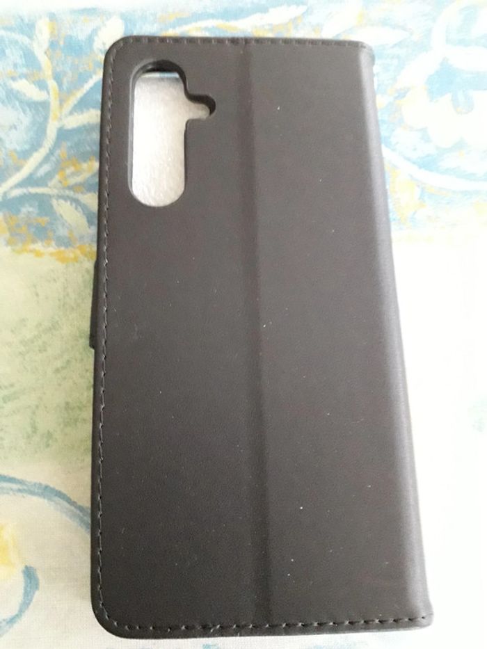 Coque + 2 verres trempés - photo numéro 3