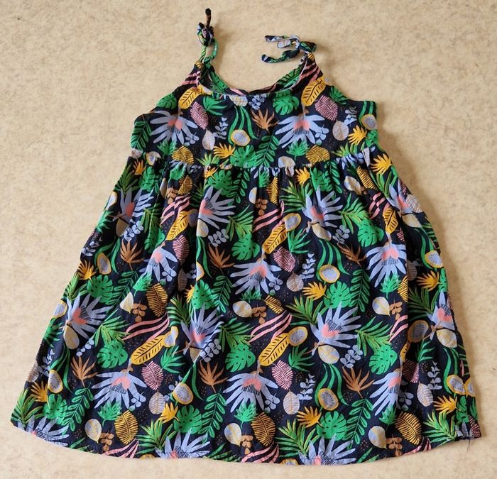 Robe bretelle