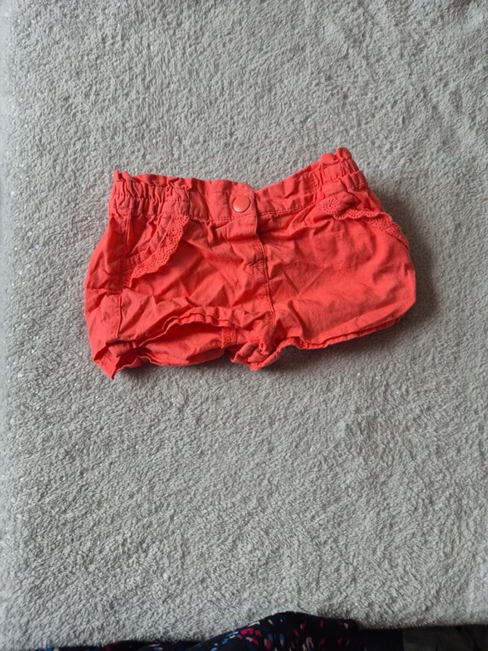 Short 12 mois 74 cm