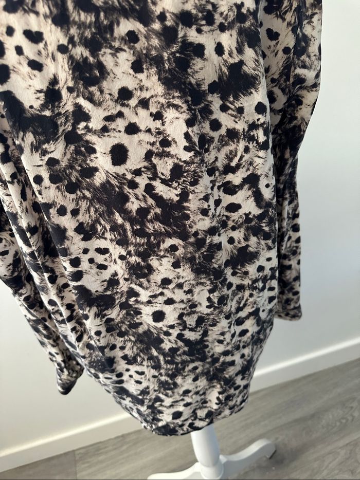 Chemisier en soie léopard The Kooples T40 L - photo numéro 7