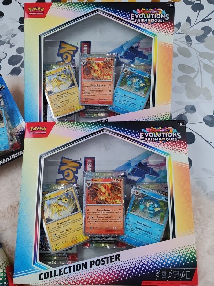 Lot de Coffret pokémon évolution prismatique EV 8.5 - photo numéro 3