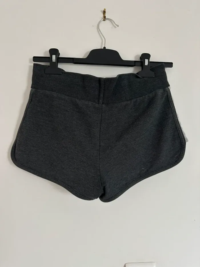 Short - photo numéro 3
