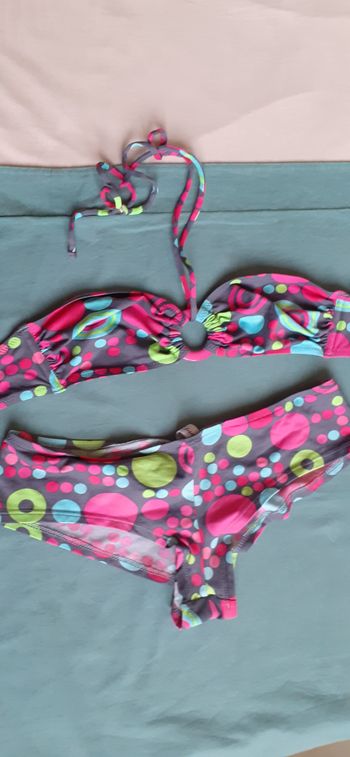 Maillot de bain 2 pièces taille 38