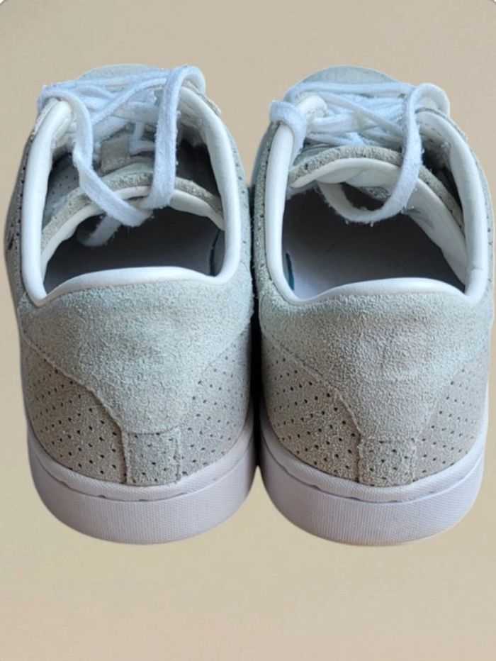 Converse Pointure 38,5 - photo numéro 6