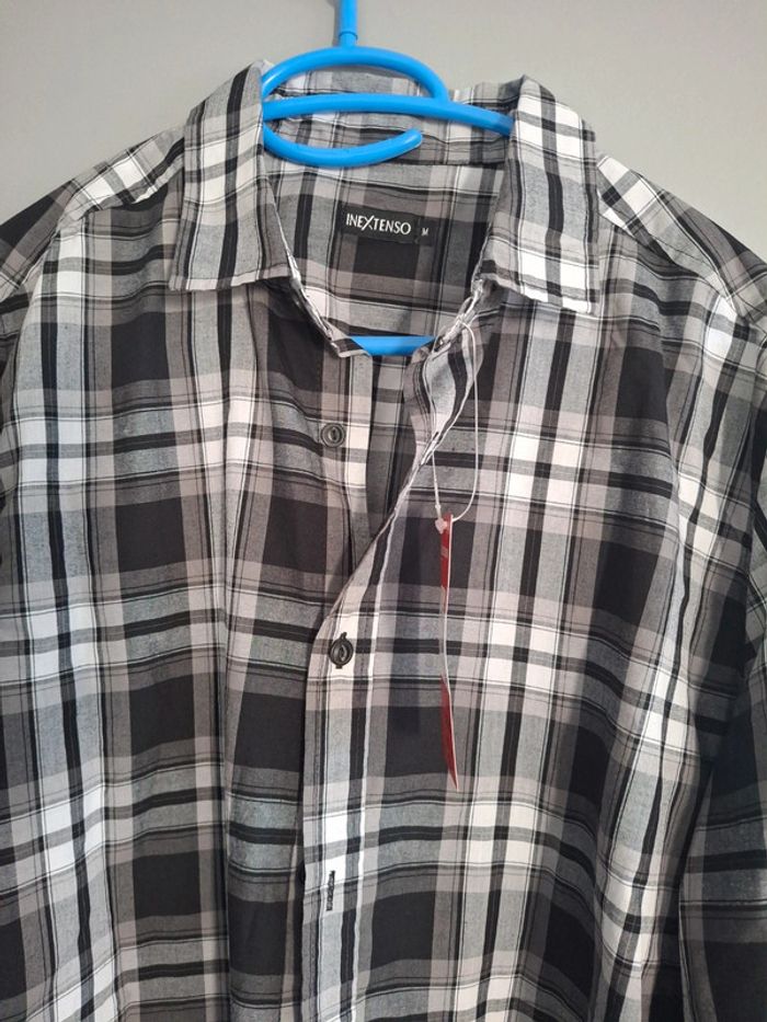 Chemise a carreaux - photo numéro 2