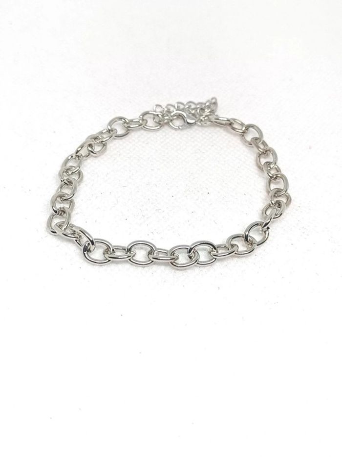 Bracelet grosses mailles argentée. - photo numéro 2