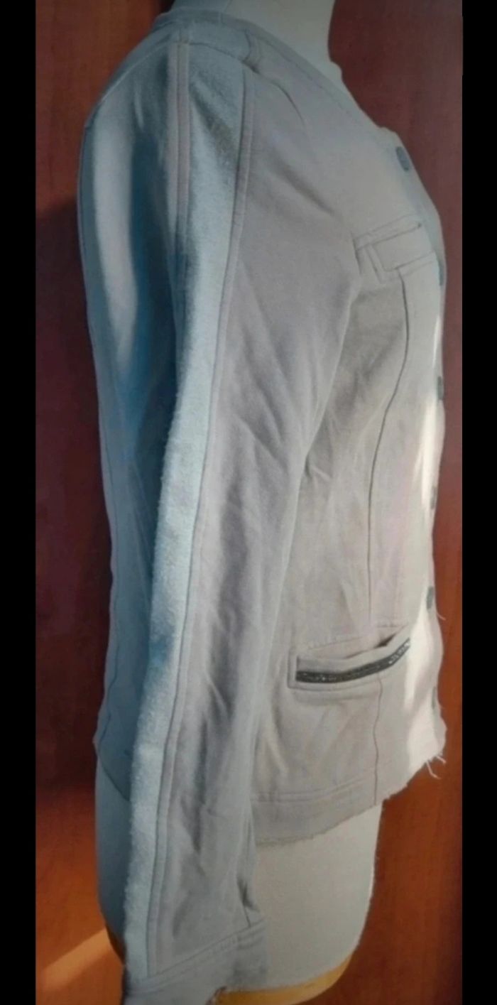 Veste à boutons avec poches taille 36 - photo numéro 4