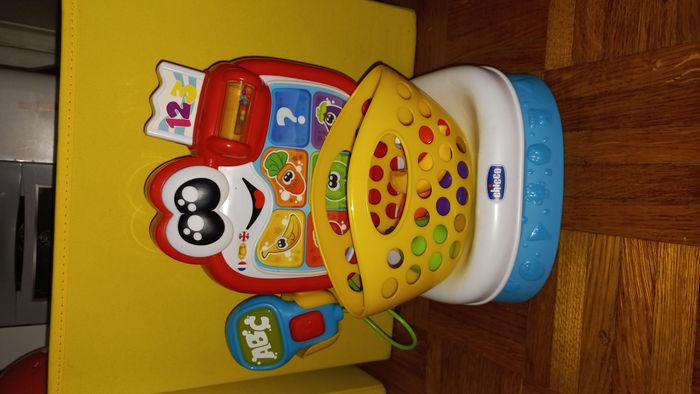 jeu dinette : caisse  pèse légumes et fruits  Baby market bilingue de CHICCO