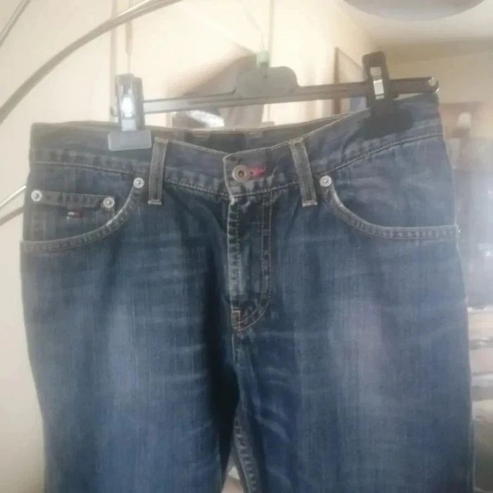 🌸👍Négociable 👍Jean droit homme Taille 30/34 soit 40 en France "Tommy Hilfiger" Neuf 🌸 - photo numéro 2
