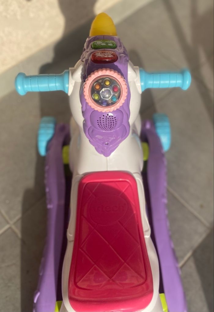 🦄 Licorne VTech 3 en 1 Porteur Bascule Trotteur - photo numéro 5