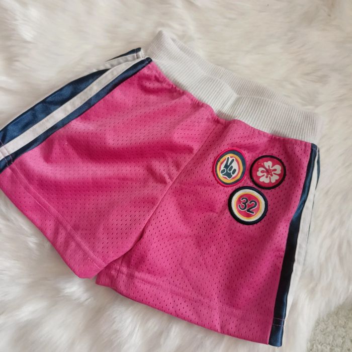 Joli short sport 4 ans