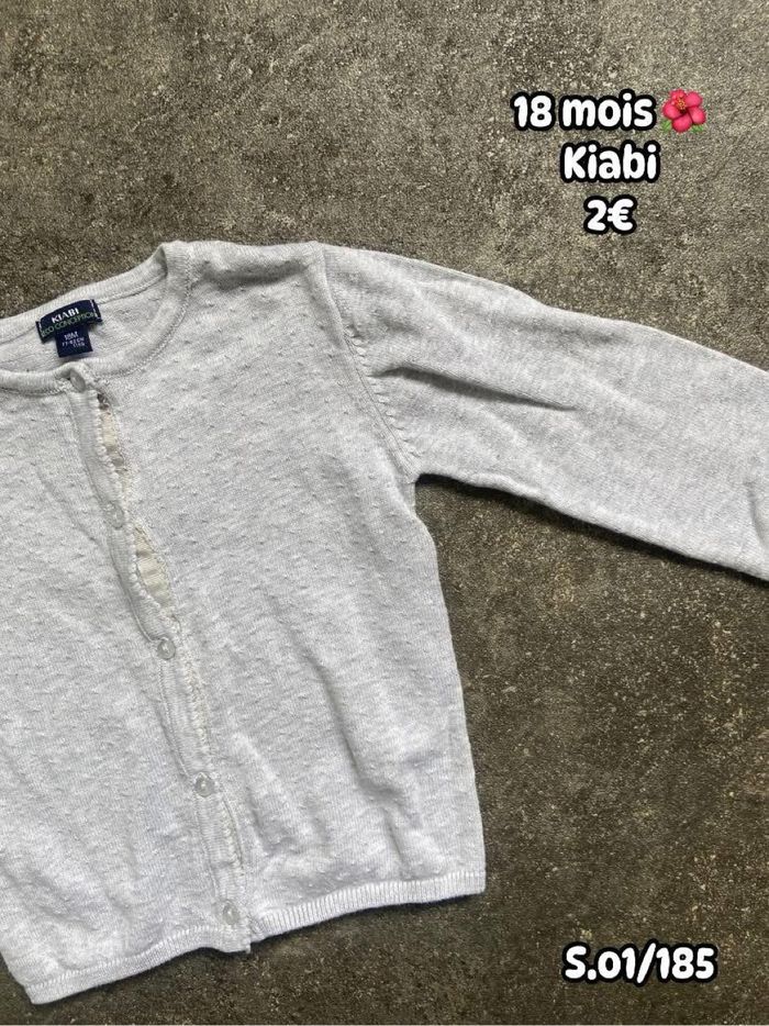Gilet 🌺 18 mois 🌺 Kiabi
