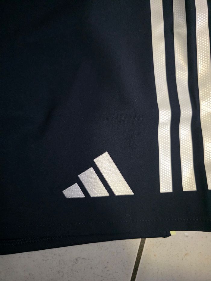 Short Réal Madrid - photo numéro 3