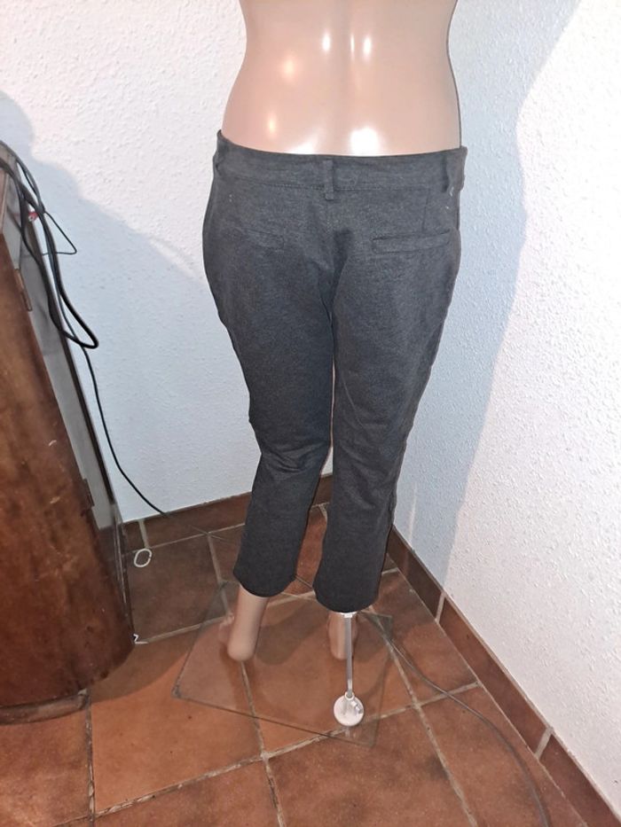 Pantacourt femme taille 40 - photo numéro 2