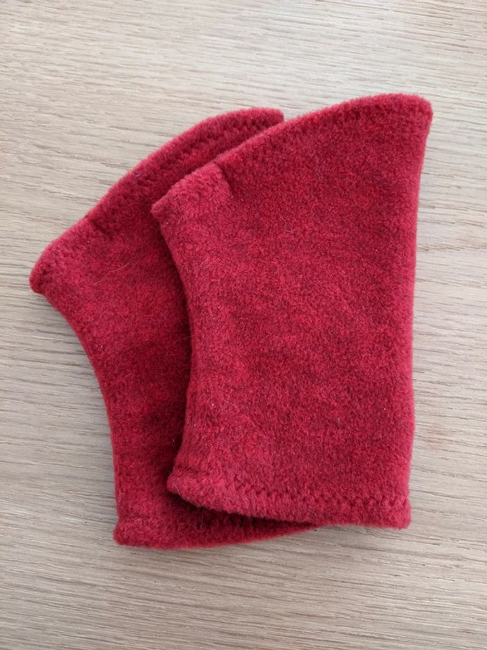 Mitaines en polaire rouge