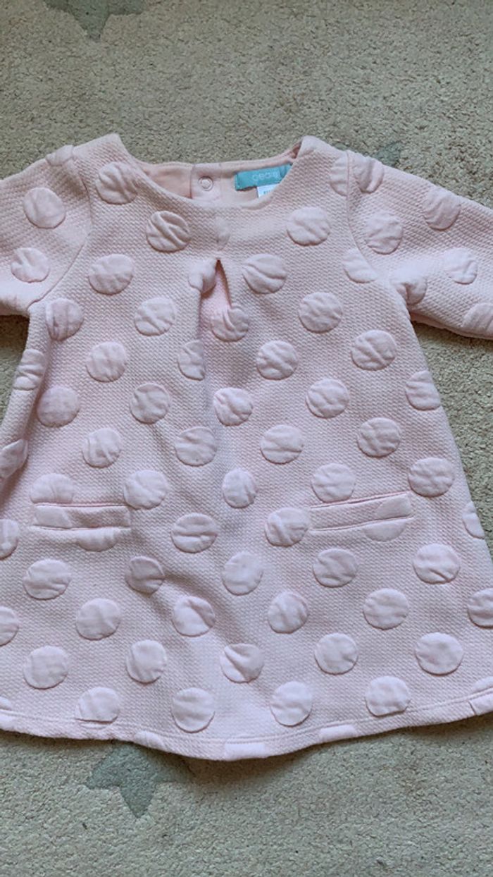 Robe taille 6 mois - photo numéro 2