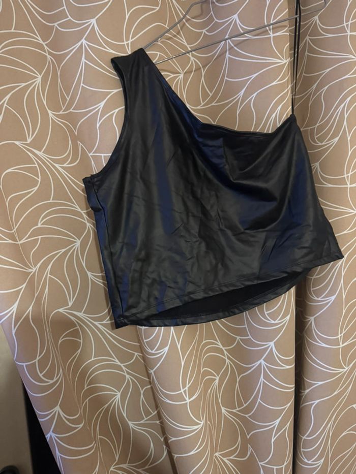 Haut asymétrique simili