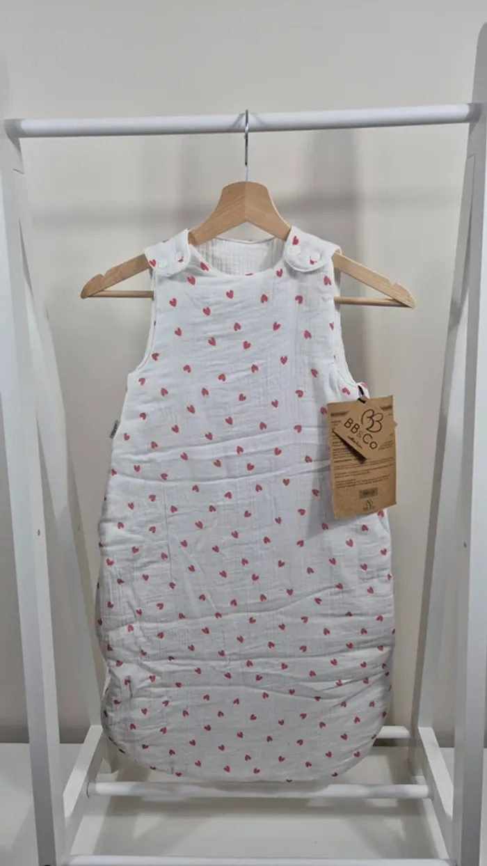 Gigoteuse BB&Co – Cœurs rouges – TOG 3.3 – Taille 6/18 mois-A15