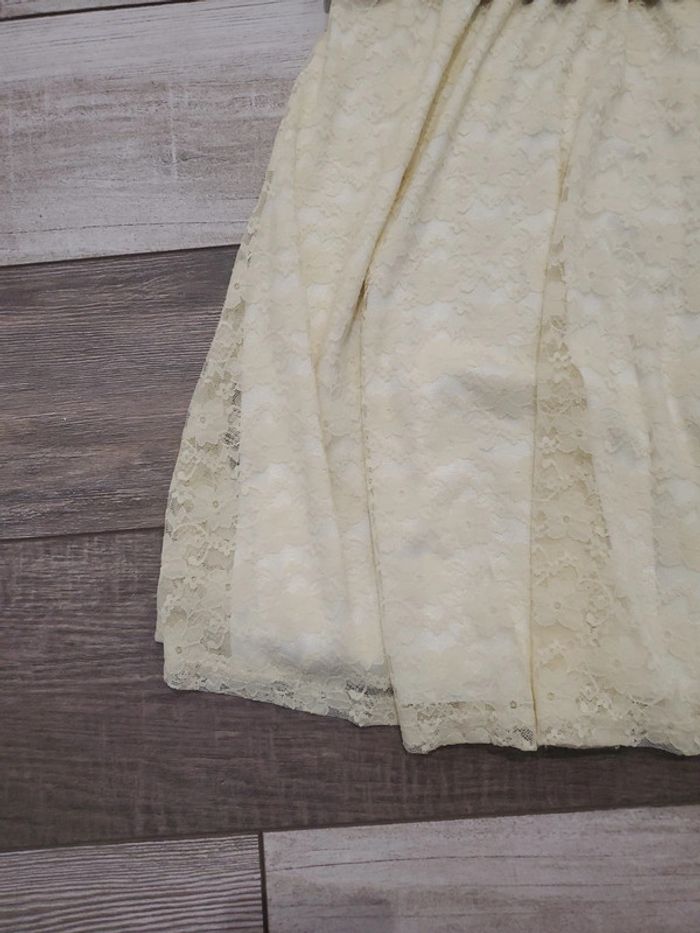 Robe dentelle - taille S - photo numéro 3