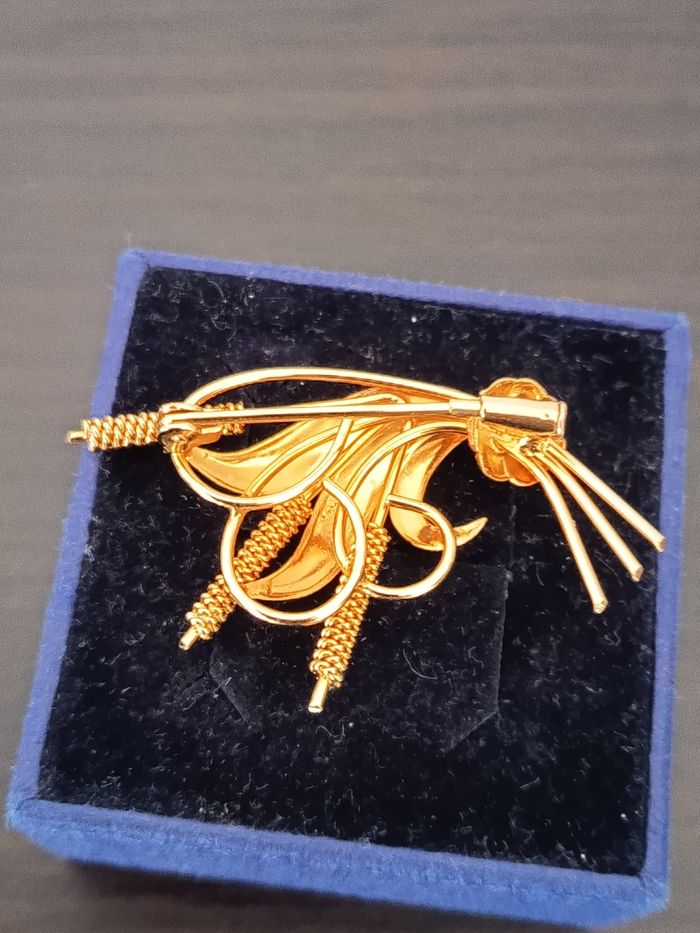 Broche plaqué or. - photo numéro 4
