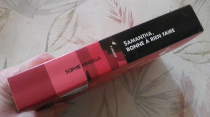 Samantha, bonne à rien faire de Sophie Kinsella Ed. Piment - photo numéro 3