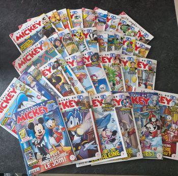 Lot de 36 magazines - Le journal de Mickey - 2024