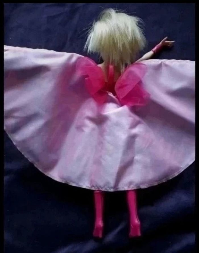 Barbie princesse Kara - photo numéro 3