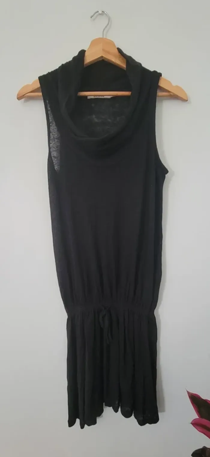 Robe Bershka 🖤  Taille S / 36 – Très bon état