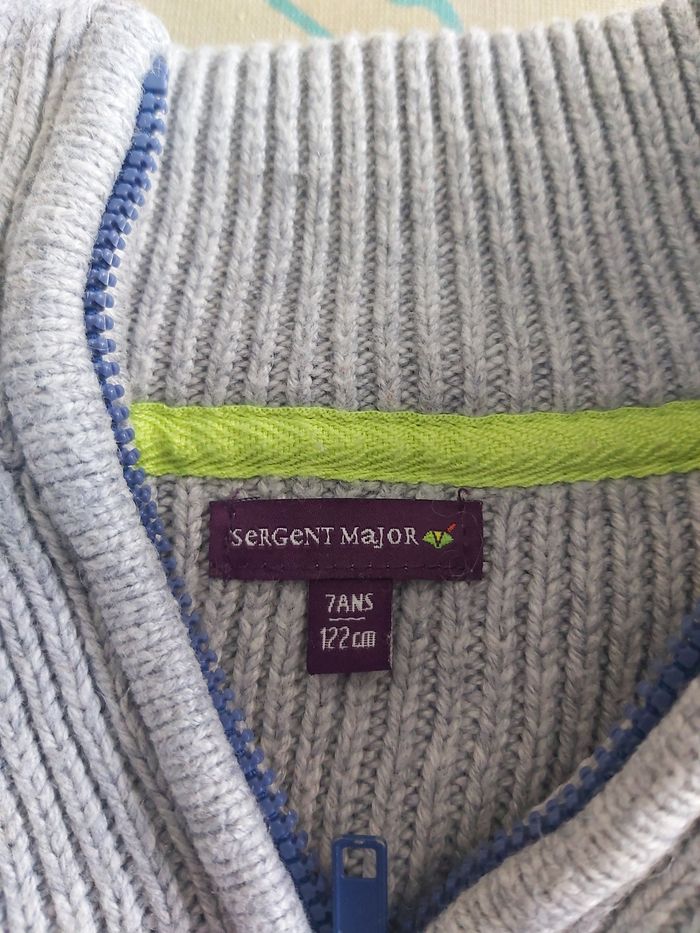 Pull gris avec dessin 7 ans - photo numéro 4