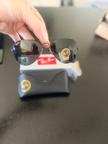 Lunette de soleil Ray ban 