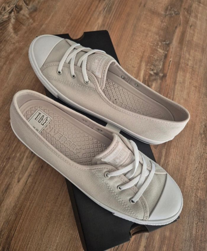 Converse - photo numéro 4