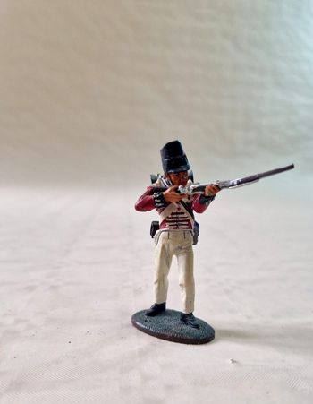 Figurine en plomb,  peinte à la main  , Del prado  , cap grenadier  , soldat garde  Coldstream , 1815