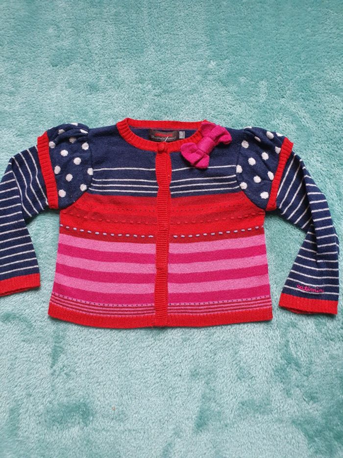 Tres beau gilet catimini 18 mois