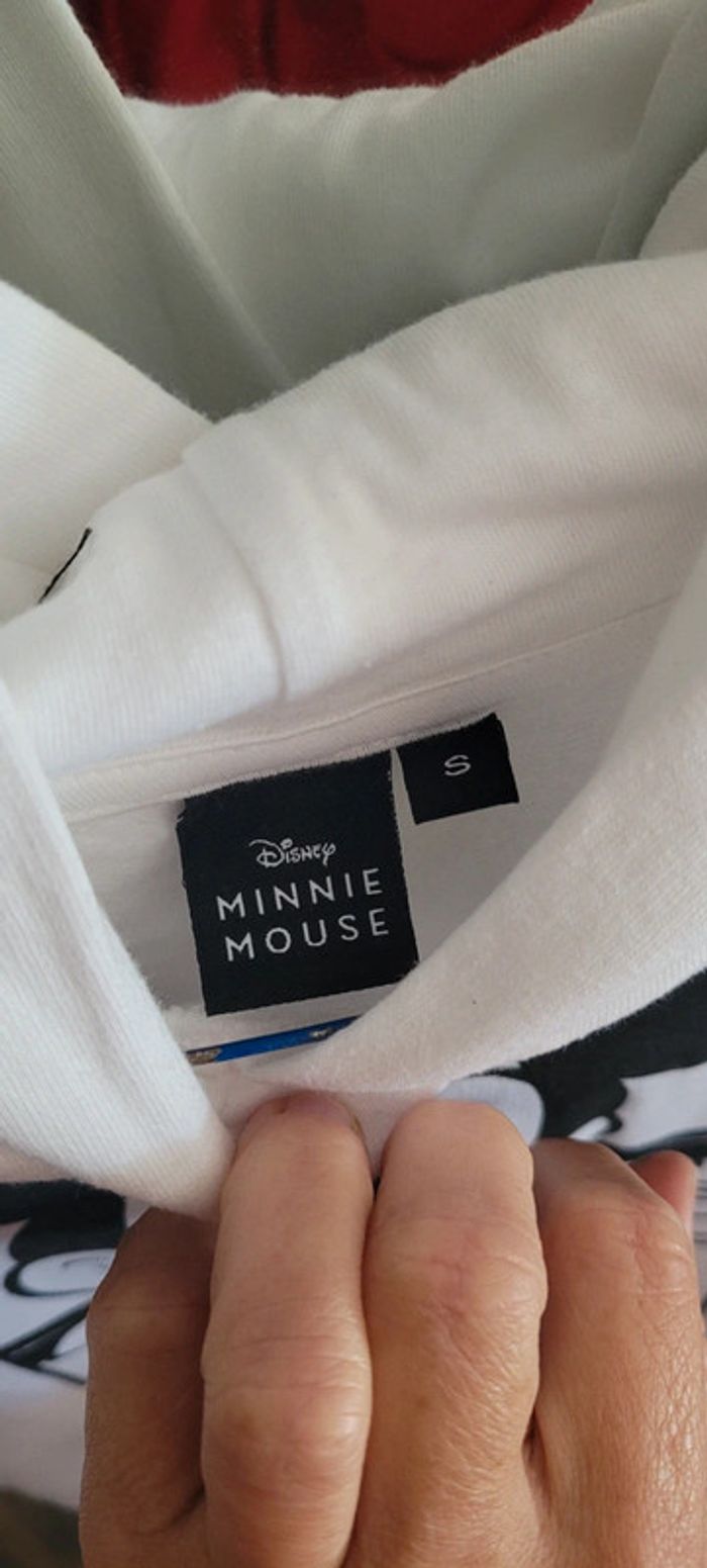 Sweat à capuche mickey/minnie - photo numéro 2
