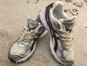 Asics Kayano gel 14 en Marron 