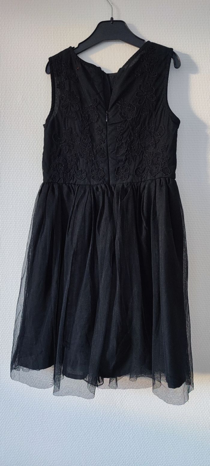Robe fille 8 ans - photo numéro 2