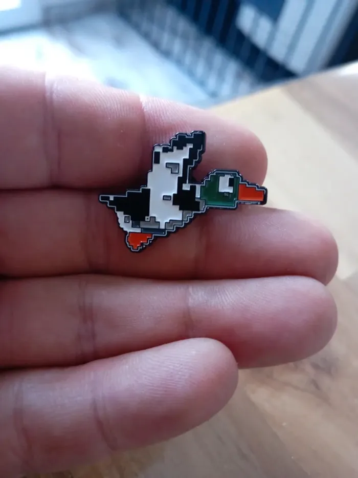 Pin's Duck Hunt NES super Mario bros - photo numéro 3