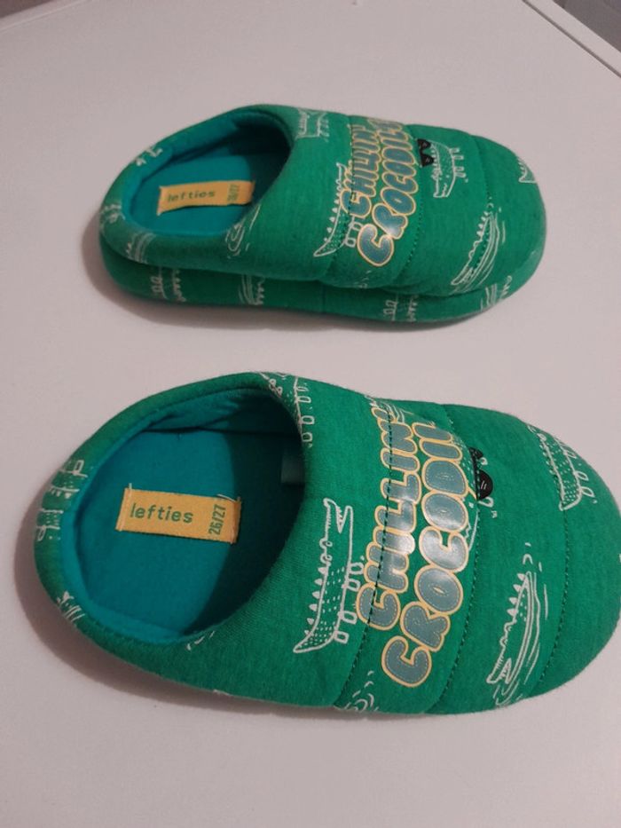 Chaussons pantoufles 26 27