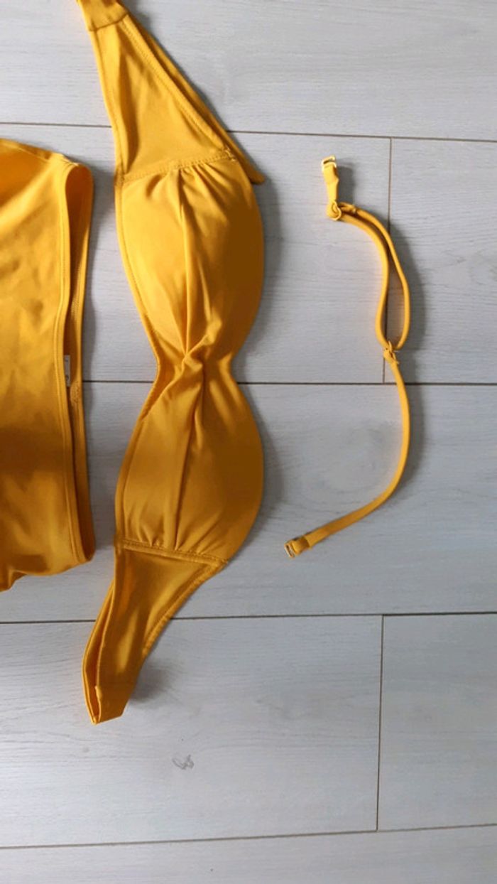 Maillot de bain 2 pièces jaune en taille 36. - photo numéro 3