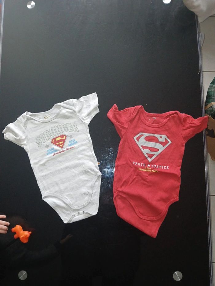 Lot body manche courte superman
