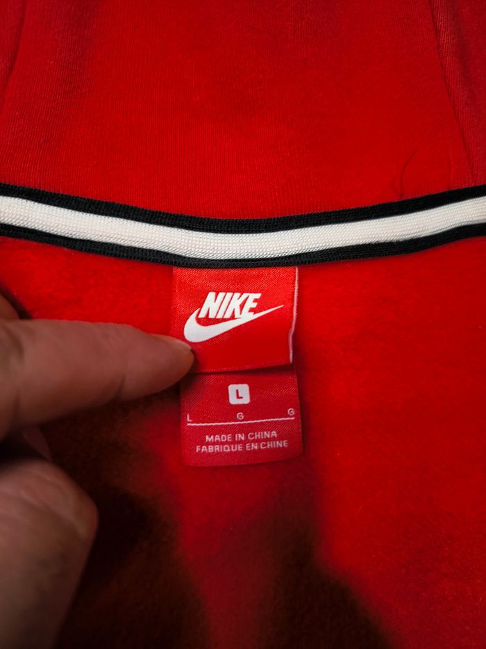 Veste Nike à capuche, taille L, très bon état 👌 - photo numéro 10