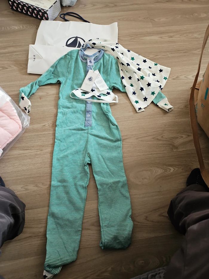 Pyjama hero