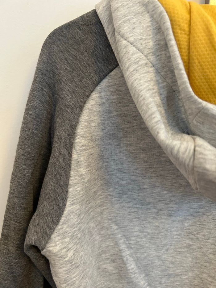 Sweat-shirt zippé - photo numéro 3