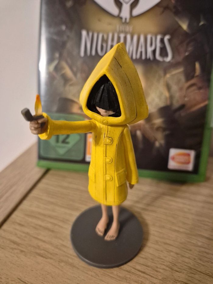 Little Nightmares X box one + figurine Six + poster - photo numéro 6