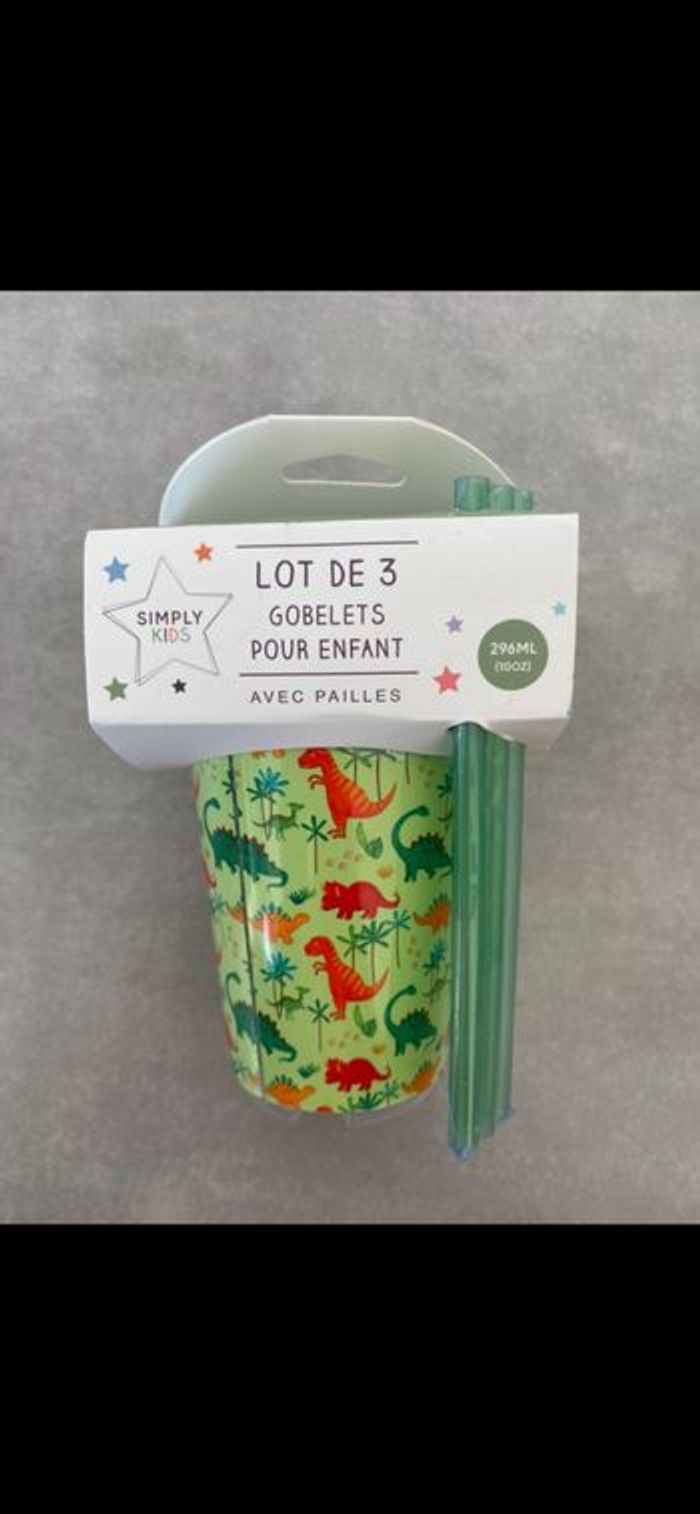 Lot de 3 gobelets avec pailles Dinosaure - photo numéro 2