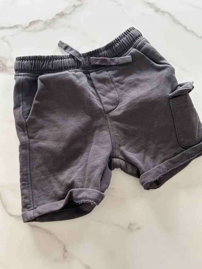 Short cargomango taille 18/24 mois